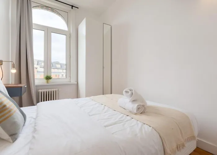 La Madeleine-beautiful Bright Two Bedroom Apartmán La Madeleine (Nord)